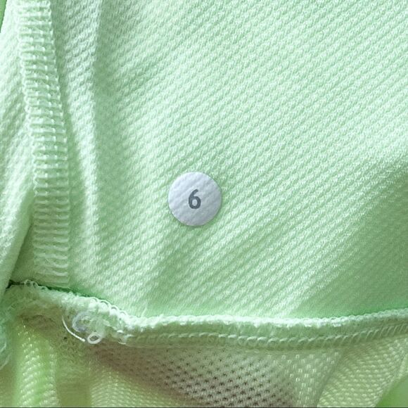 Lululemon elevate tank top - Picture 10 of 10